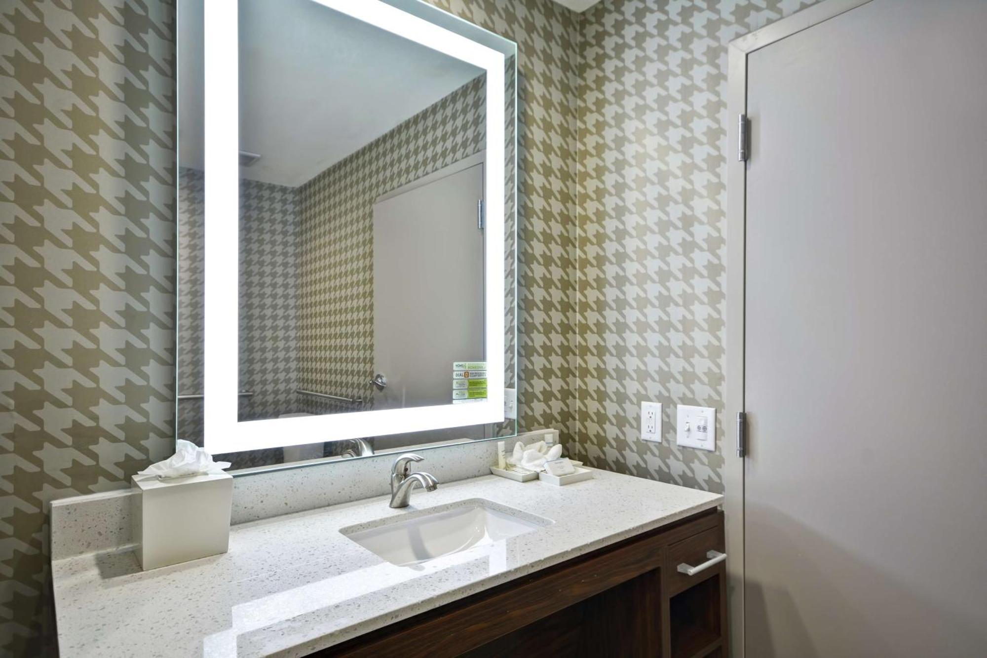 Home2 Suites By Hilton Texas City Houston מראה חיצוני תמונה